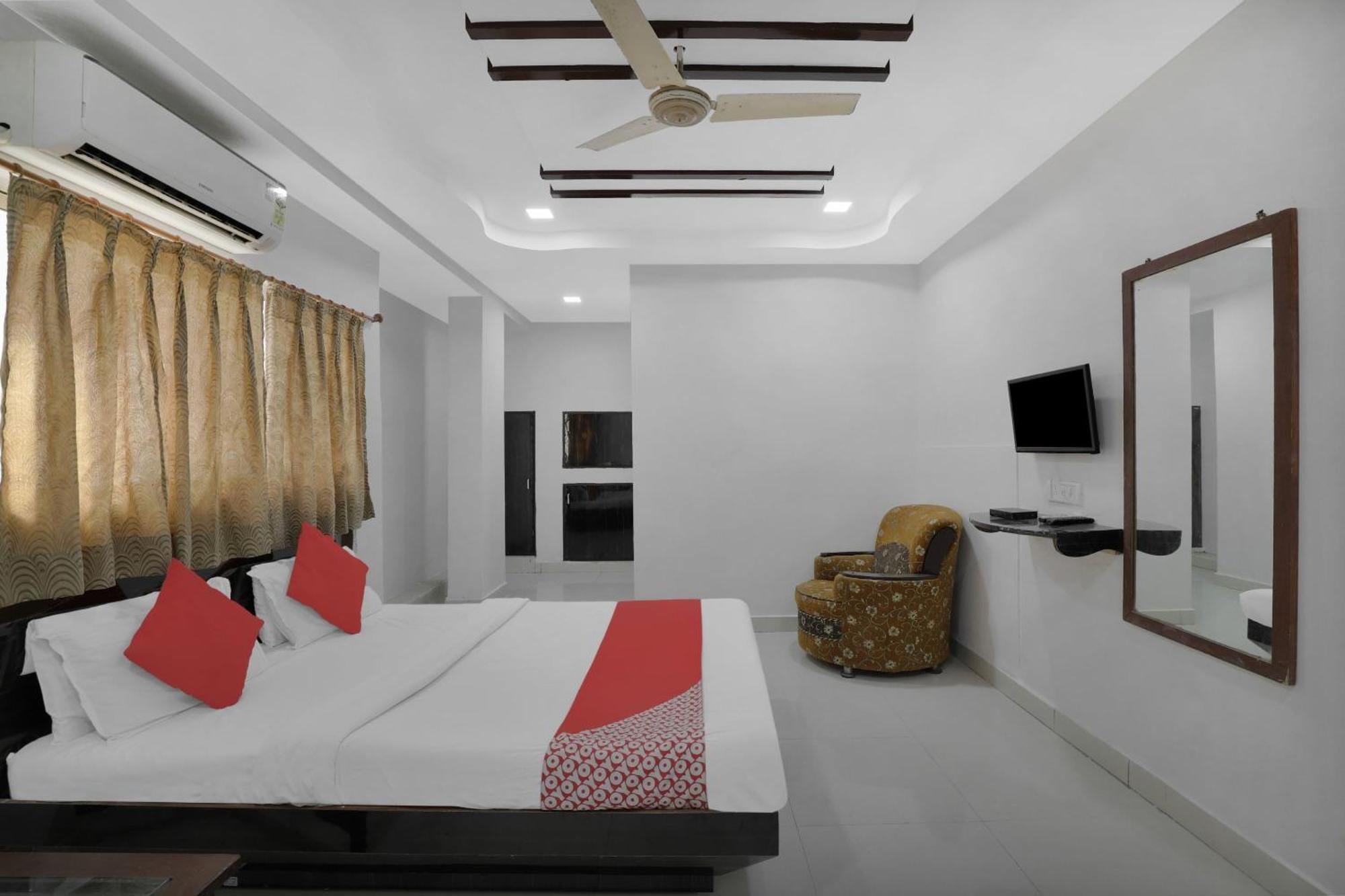 Hotel O Rudra Palace Ahmedabad Eksteriør bilde