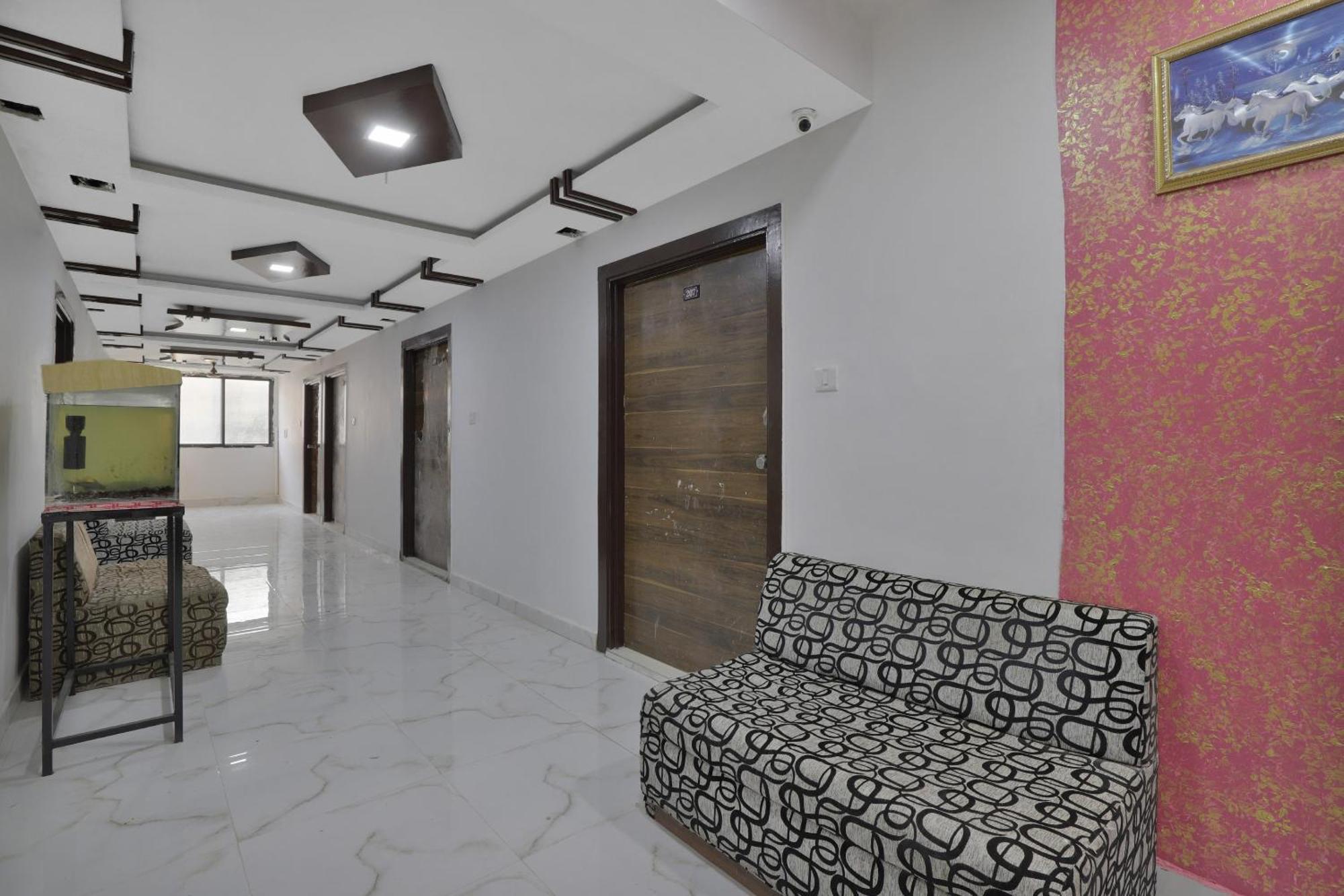 Hotel O Rudra Palace Ahmedabad Eksteriør bilde