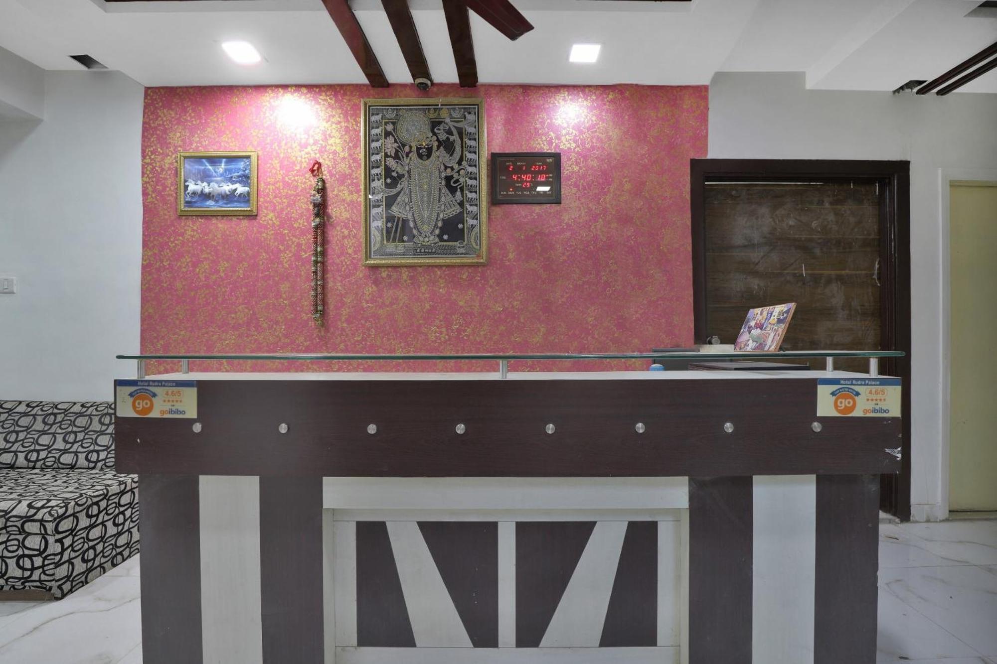 Hotel O Rudra Palace Ahmedabad Eksteriør bilde
